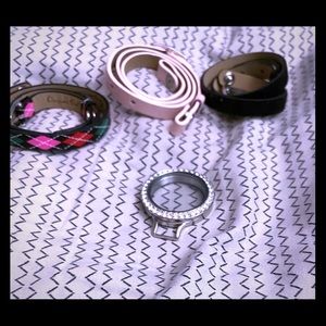 NWOT Origami Owl wrap bracelet with 3 bands